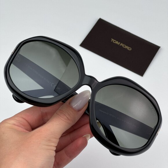 Tom Ford FT1011/S  01B GEORGIA-02 BRAND NEW Sunglasses Black Gradient Women - Picture 1 of 13
